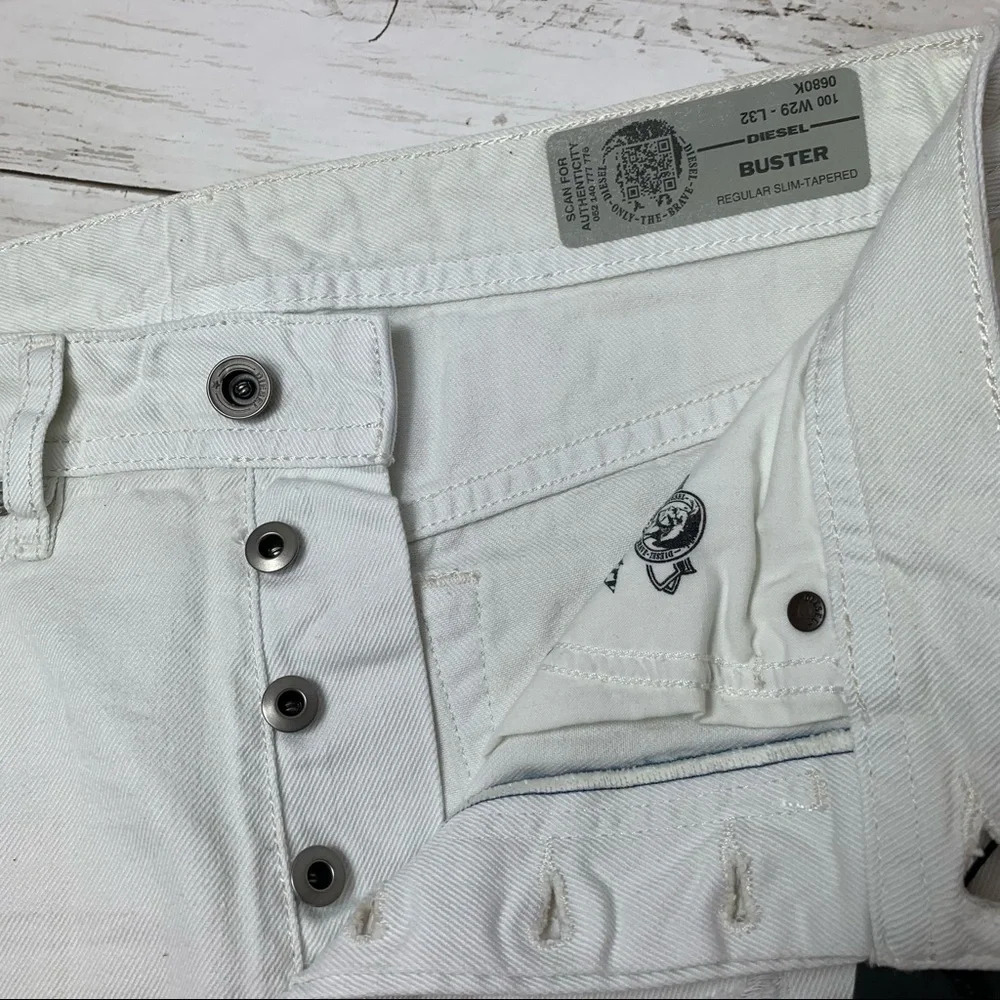 Diesel Bustler Regular Slim-Tapered - Picture 9 of 12
